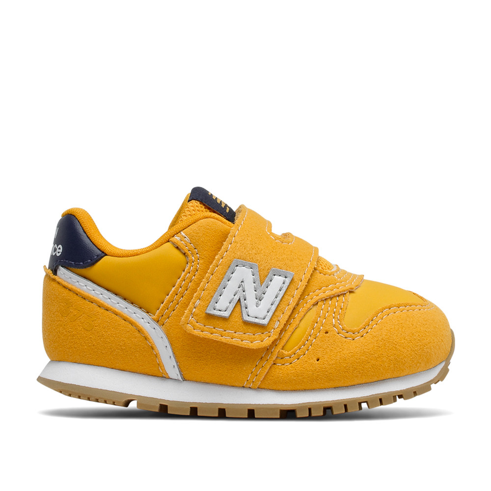 New balance 373 amarillas store