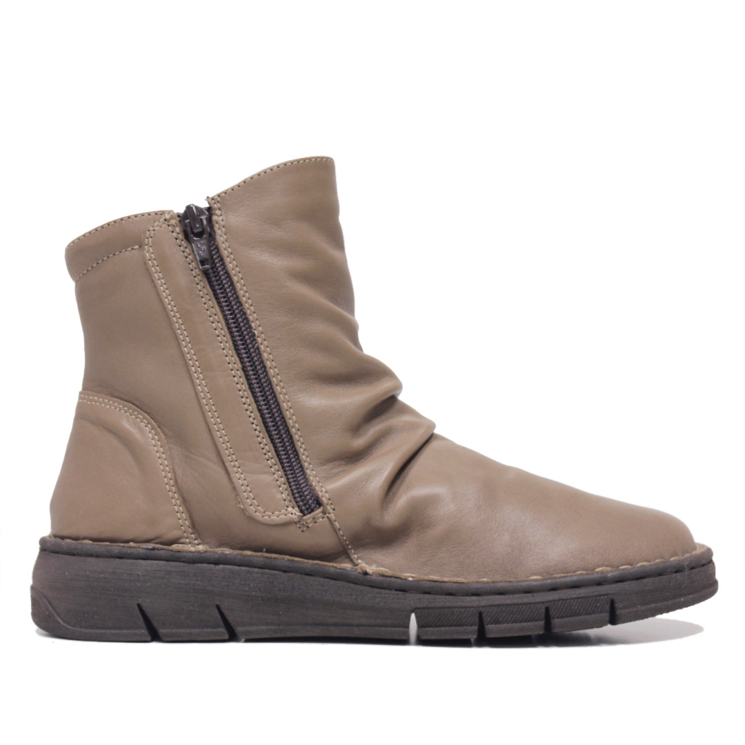 Botines Planos Beiges Ultraligeros Con Cremallera Walk Fly Querol