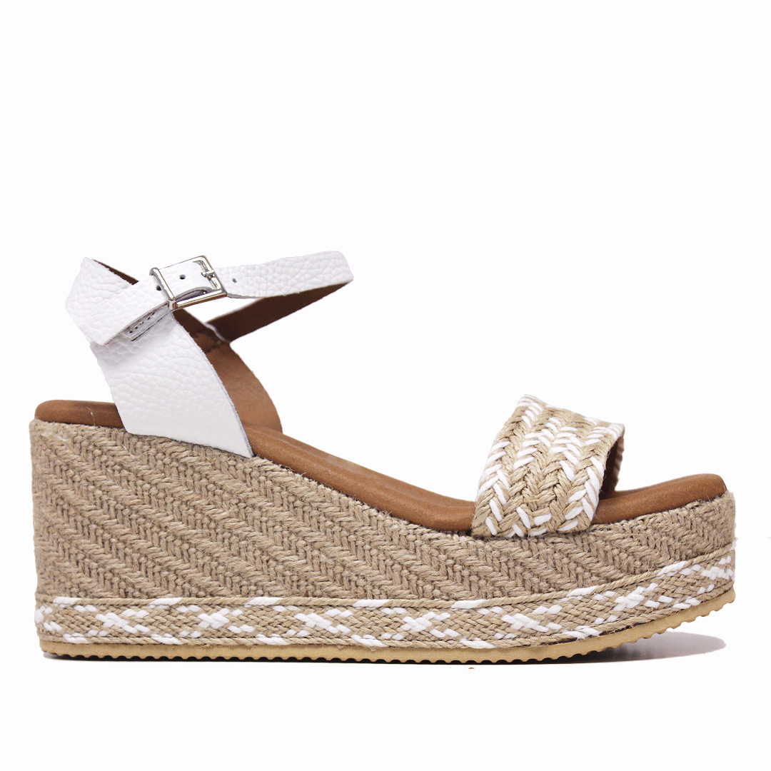 sandalias-cu-a-vega-con-tira-renzada-y-suela-de-rafia-con-dibujo