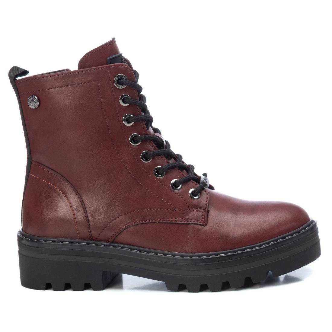 Botines sales rojos planos