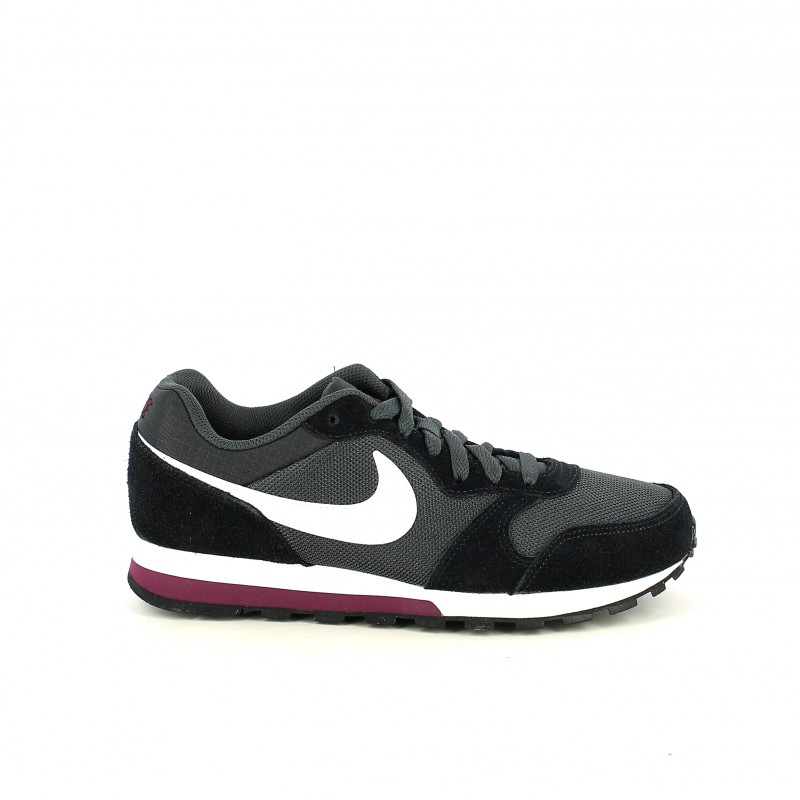 deportivas nike negras y blancas