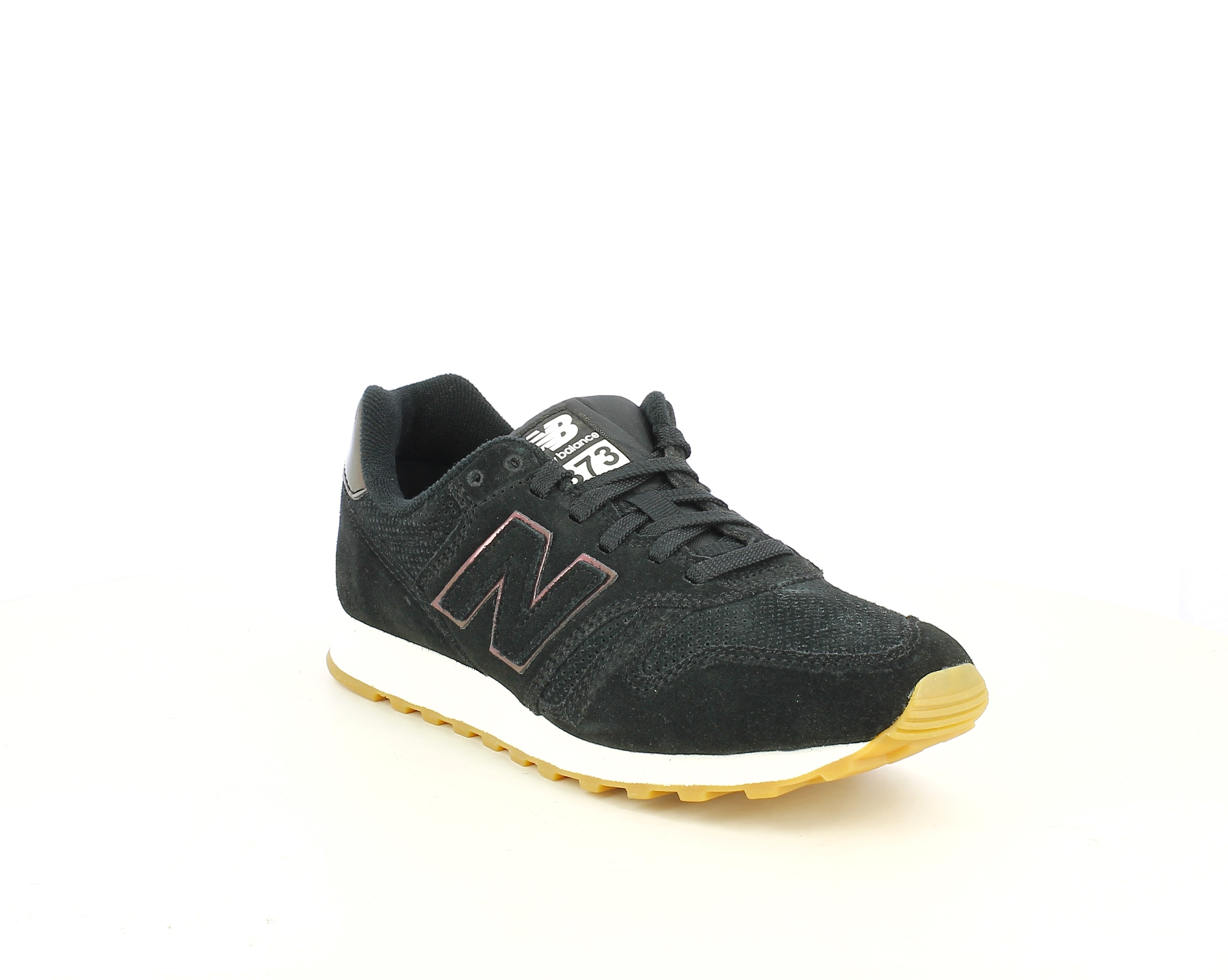 new balance en negras
